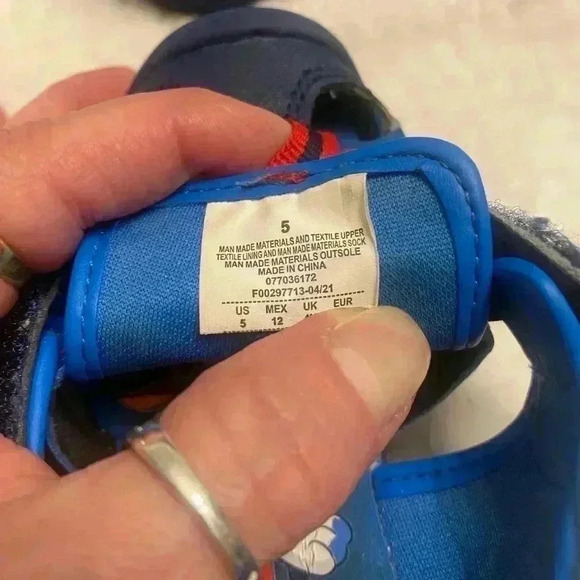 Paw Patrol sandals in blues,red & yellow size 5 - Picture 6 of 6